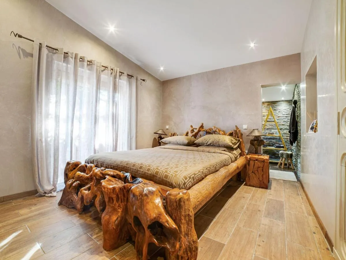 Stone Holiday Home With Private Pool Le Muy 0*,
